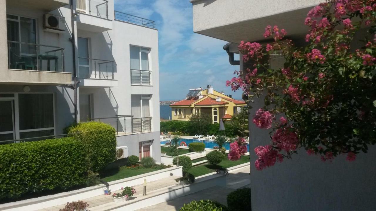 Menada Apolon Apartments ソゾポル エクステリア 写真
