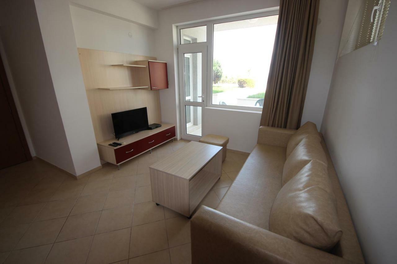 Menada Apolon Apartments ソゾポル エクステリア 写真