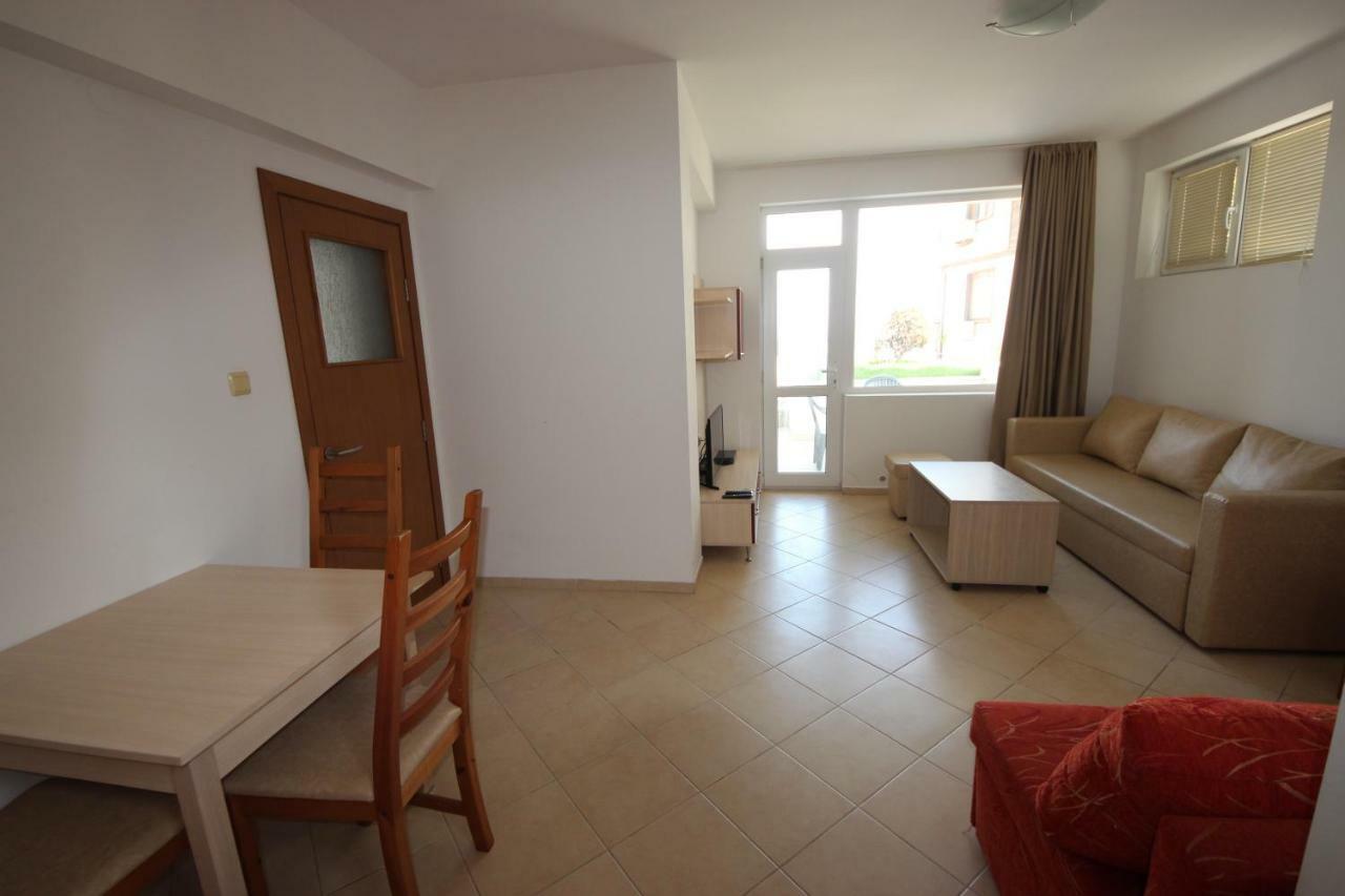 Menada Apolon Apartments ソゾポル エクステリア 写真
