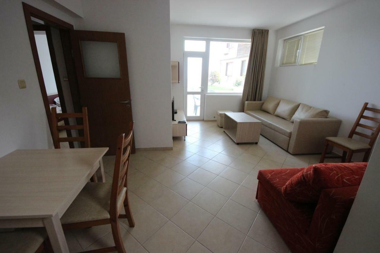 Menada Apolon Apartments ソゾポル エクステリア 写真